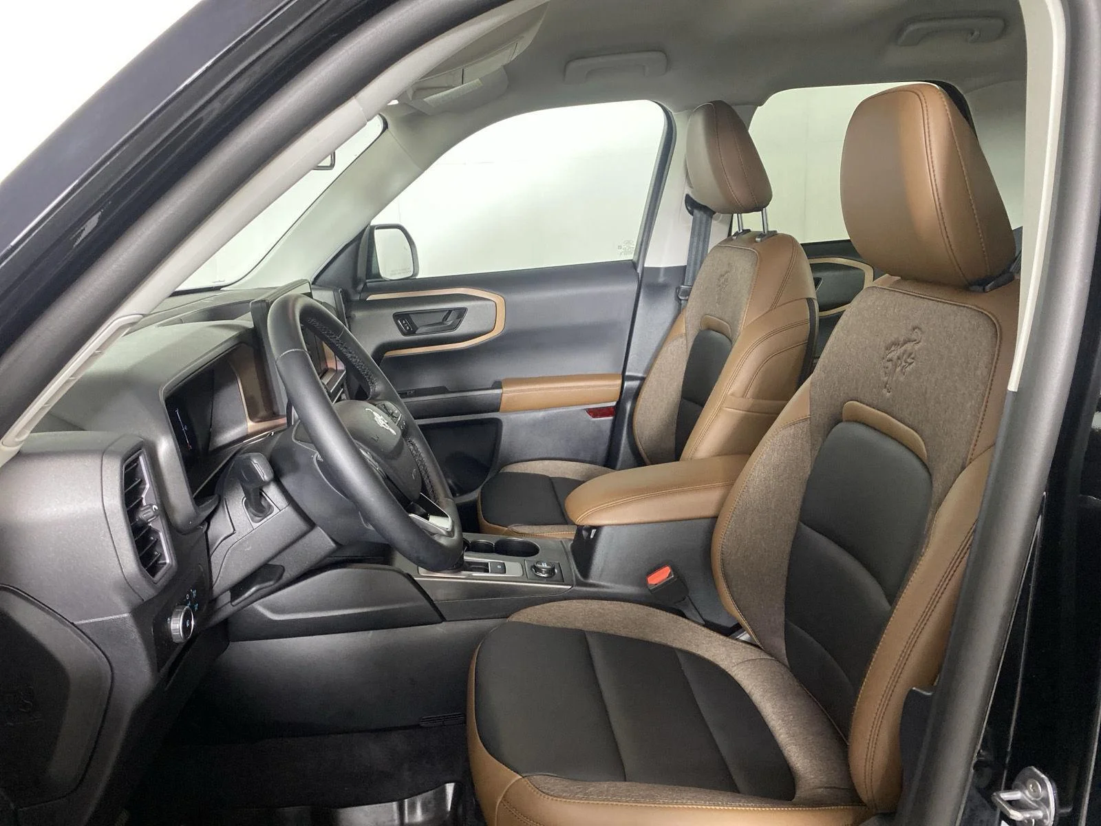 New 2026 Shadow Black Ford Outer Banks® image 10