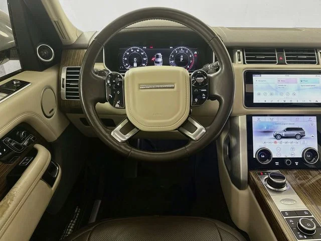 Used 2020 White Land Rover HSE image 25