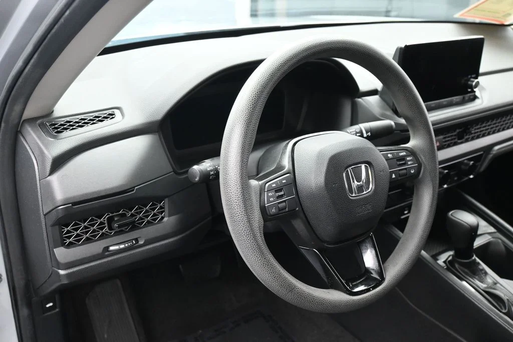 Used 2024 Silver Honda LX image 14