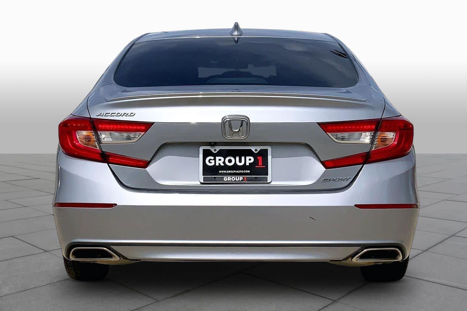 Used 2020 Lunar Silver Metallic Honda Sport image 5