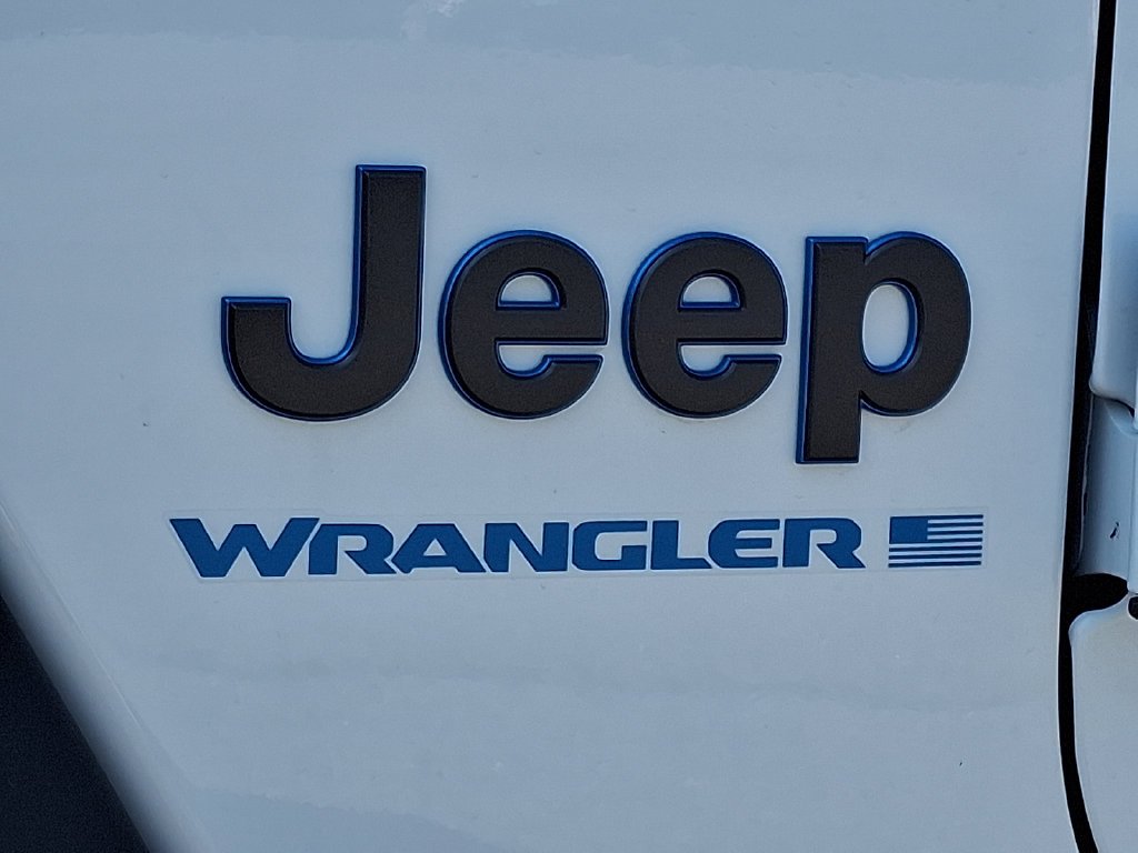 Used 2025 White Jeep Sport S 4xe image 19