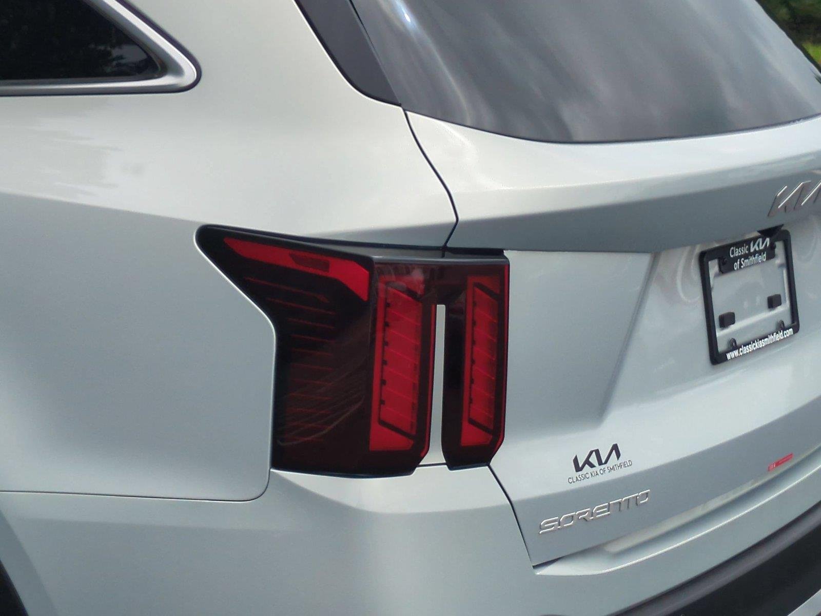 New 2026 Ivory Silver Kia S image 12