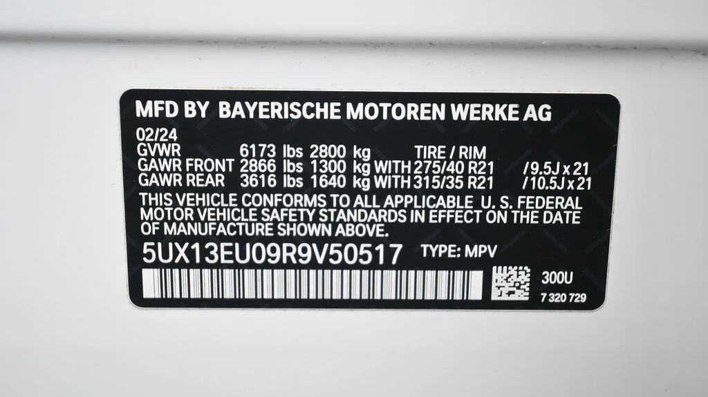 Certified Used 2024 Alpine White BMW sDrive40i image 27