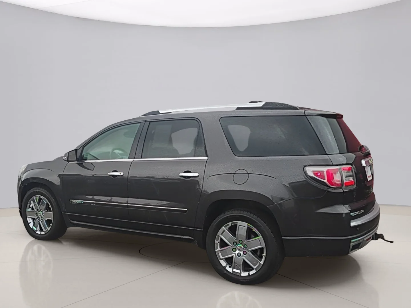 Used 2014 Gray Gmc DENALI image 3