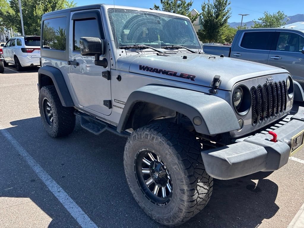 Used 2014 Gray Jeep Sport image 9