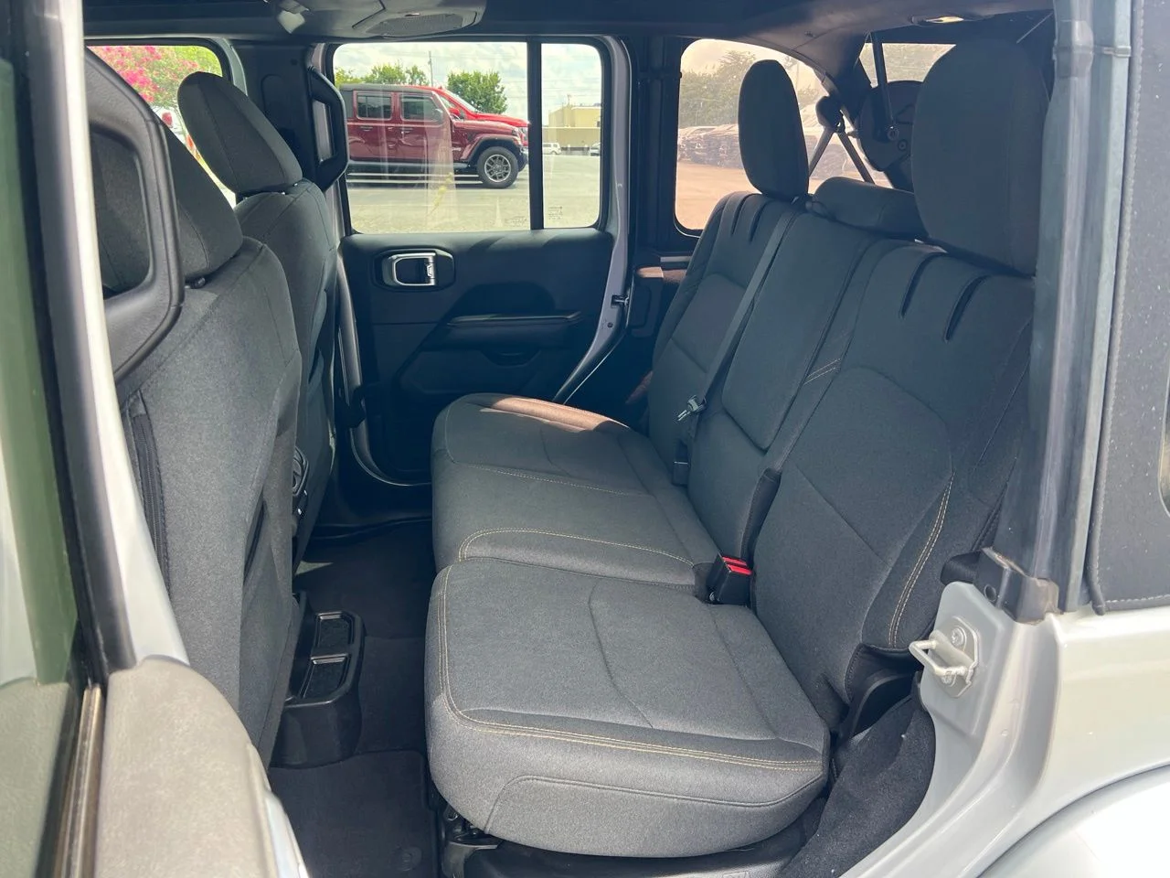 Used 2024 Silver Jeep Sahara 4xe image 16