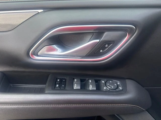 Used 2022 Black GMC AT4 image 11