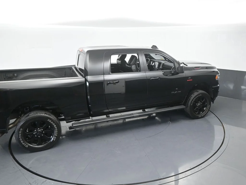 Used 2024 Diamond Black Crystal Pearlcoat Ram Laramie image 55