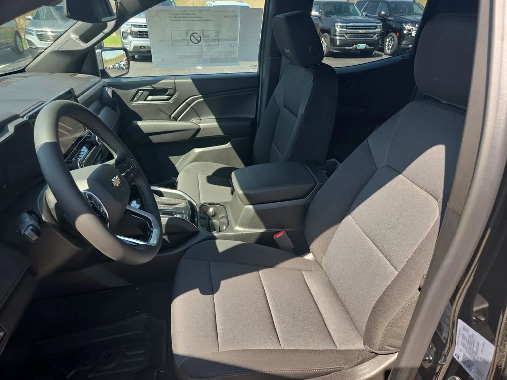 2026 Chevrolet Colorado Work Truck - Photo 23