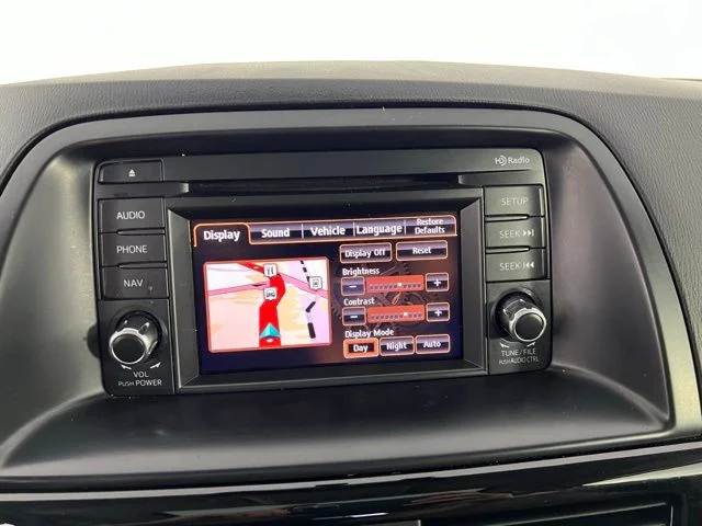 Used 2013 White Mazda Grand Touring image 23