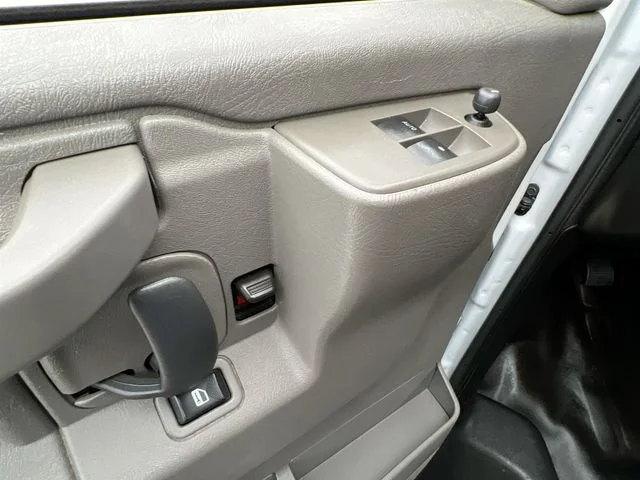 2024 GMC Savana Cargo Work Van - Photo 21