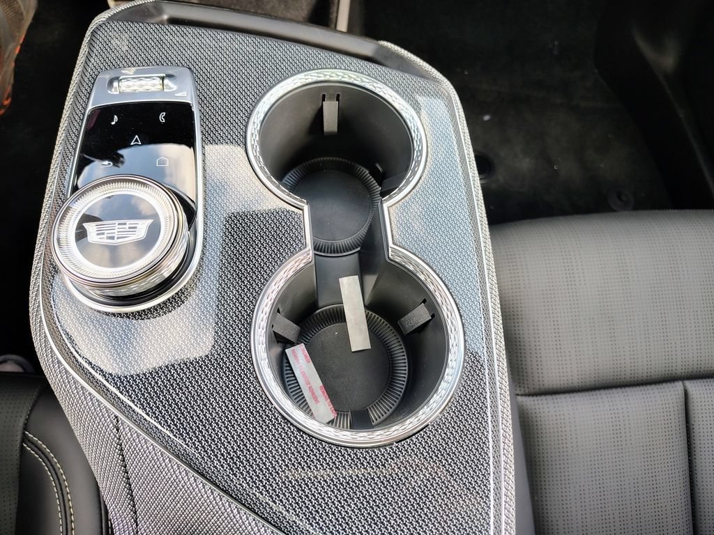 2027 Cadillac OPTIQ Premium Sport - Photo 37