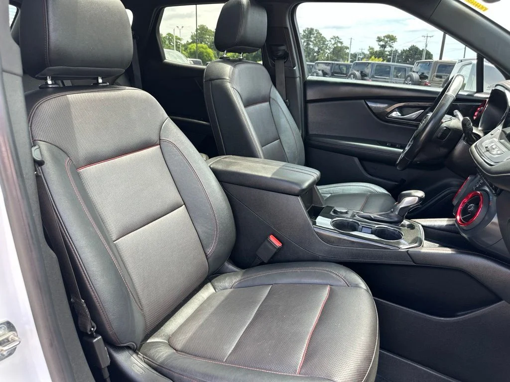 Used 2019 White Chevrolet RS image 22