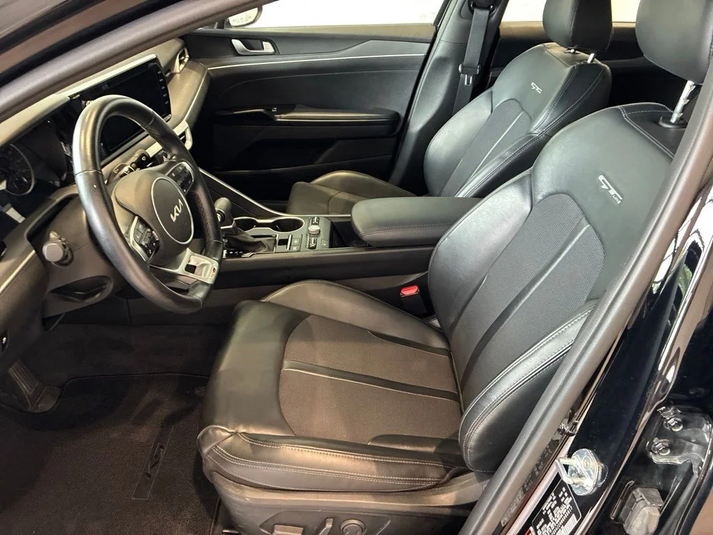 Used 2022 Black Kia GT-Line image 11