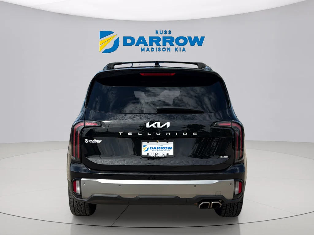 Certified Used 2023 Ebony Black Kia SX X-Pro image 4