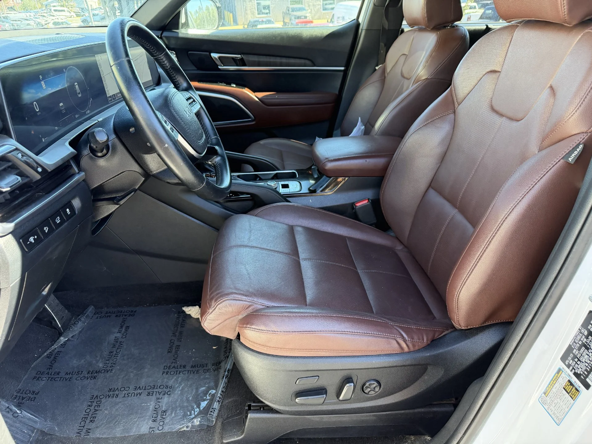 Used 2025 Glacial White Pearl Kia SX image 15