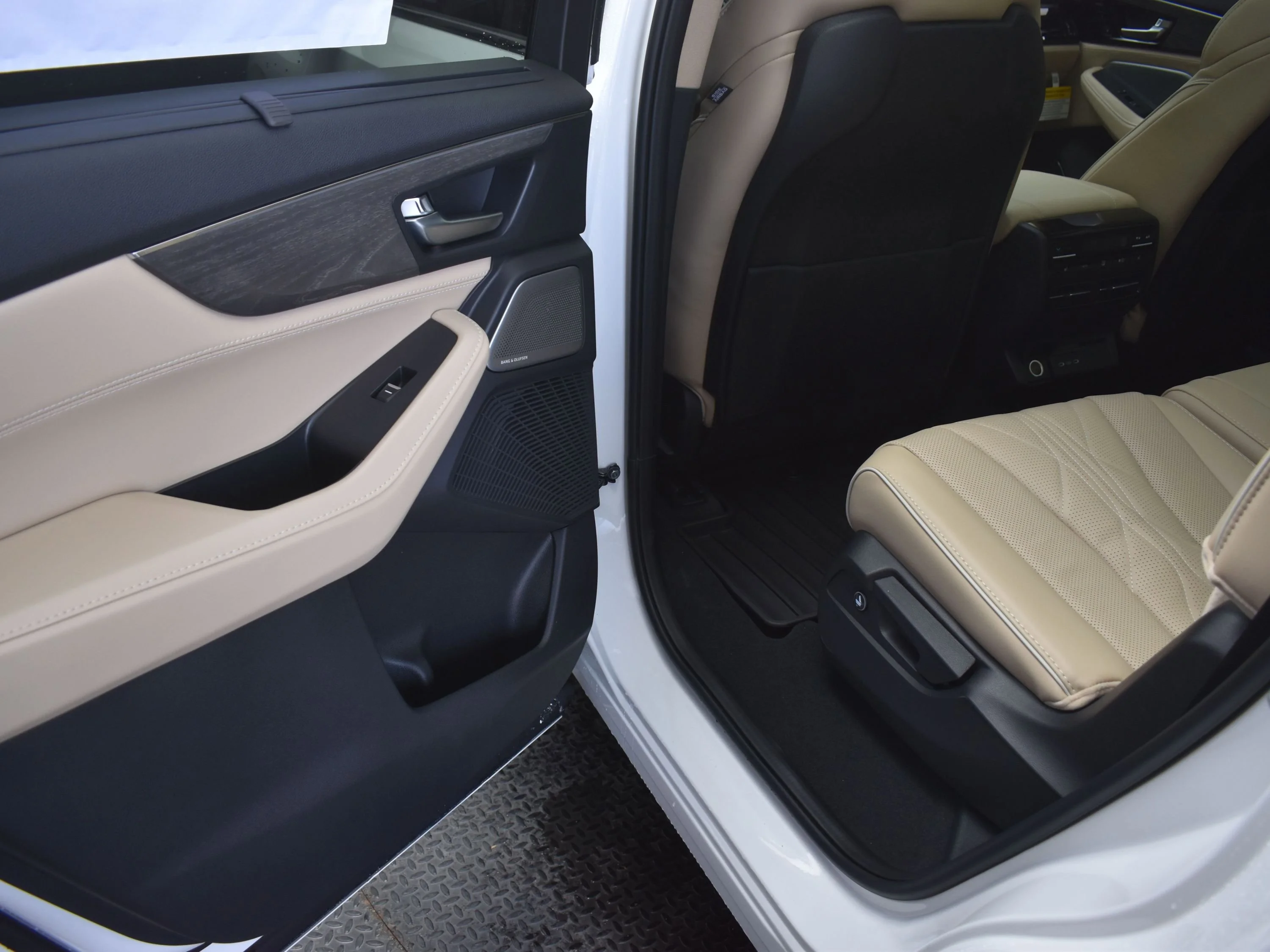 New 2026 Platinum White Pearl Acura w/Advance Package image 22