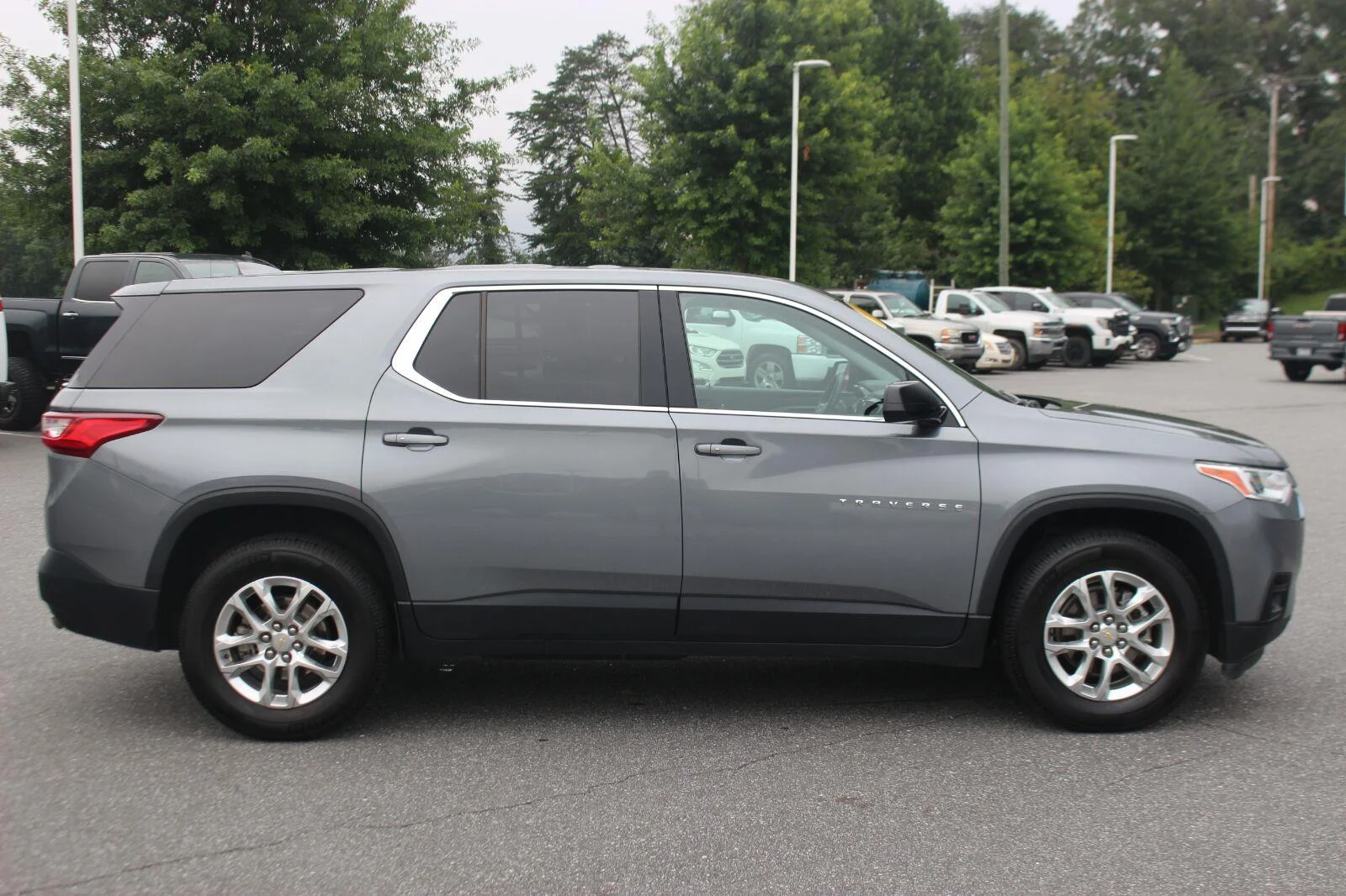 Used 2020 SATIN STEEL METALLIC Chevrolet LS image 8