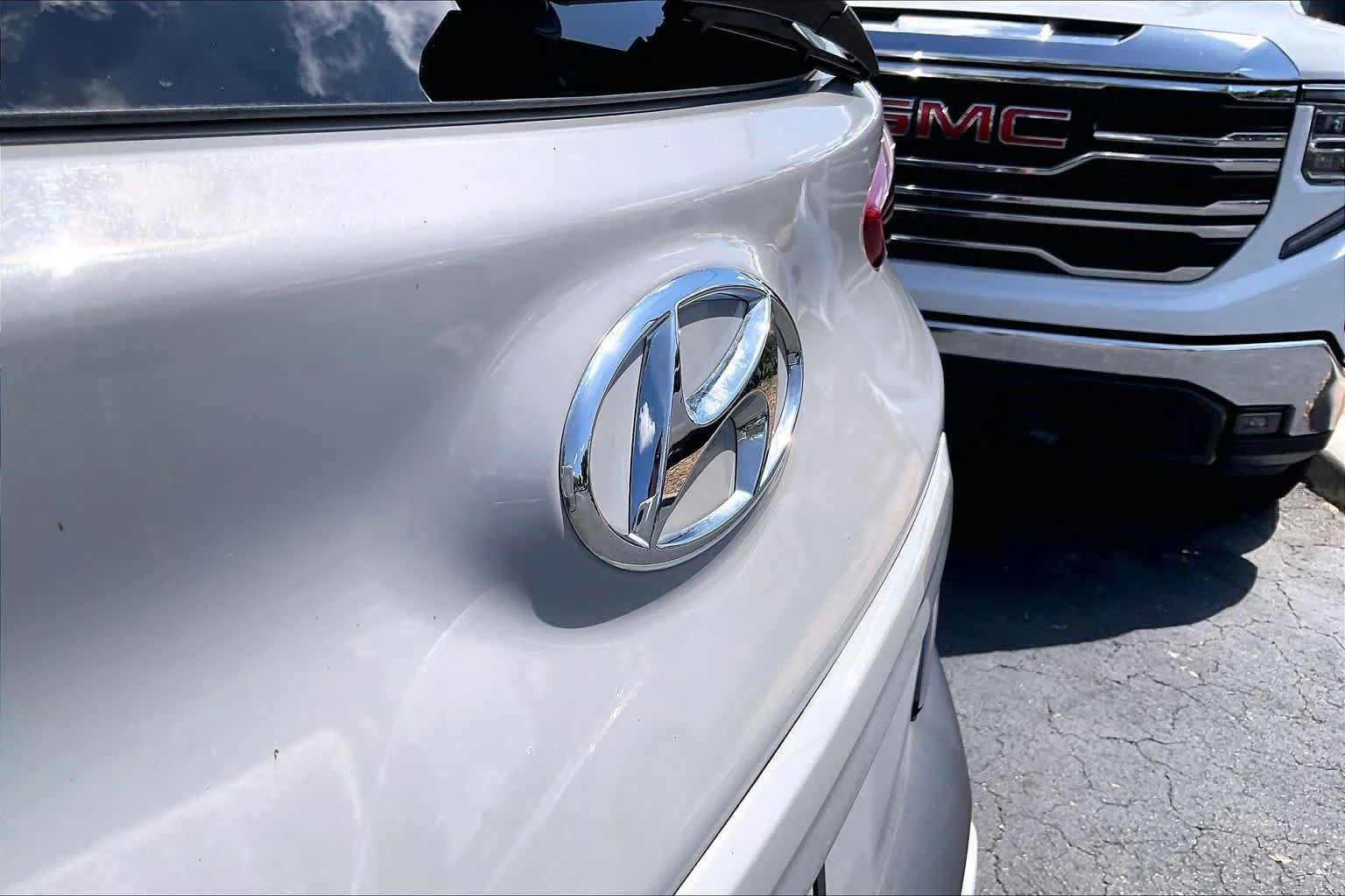 Used 2023 Cyber Silver Hyundai SEL image 16