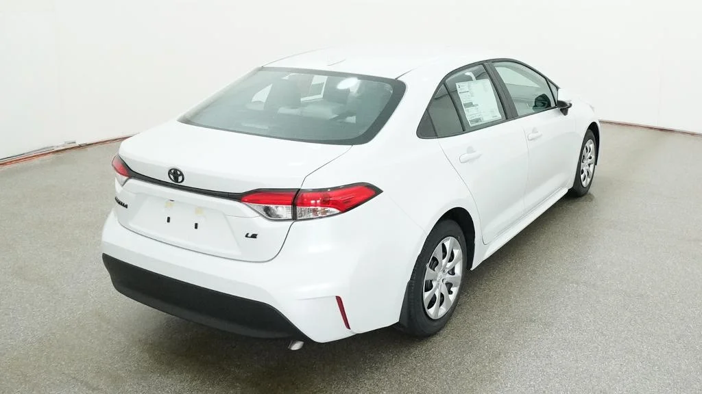 New 2026 Wind Chill Pearl Toyota LE image 22