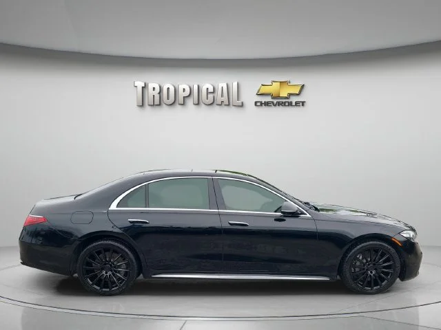 Used 2022 Black Mercedes-Benz S 580 image 12