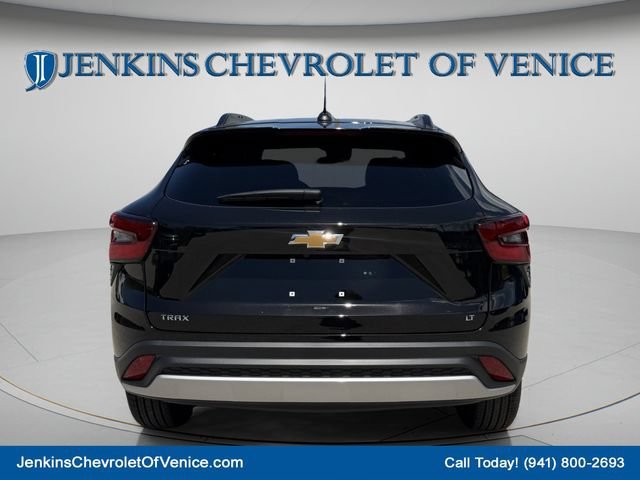 2026 Chevrolet Trax LT - Photo 6