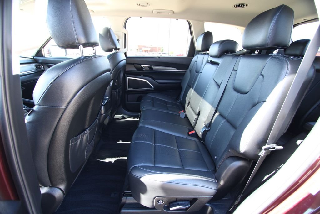 Used 2020 Purple Kia EX image 7