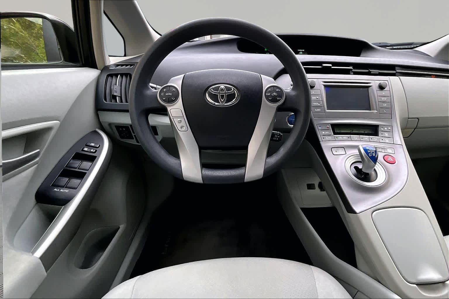 Used 2013 Classic Silver Metallic Toyota Two image 6