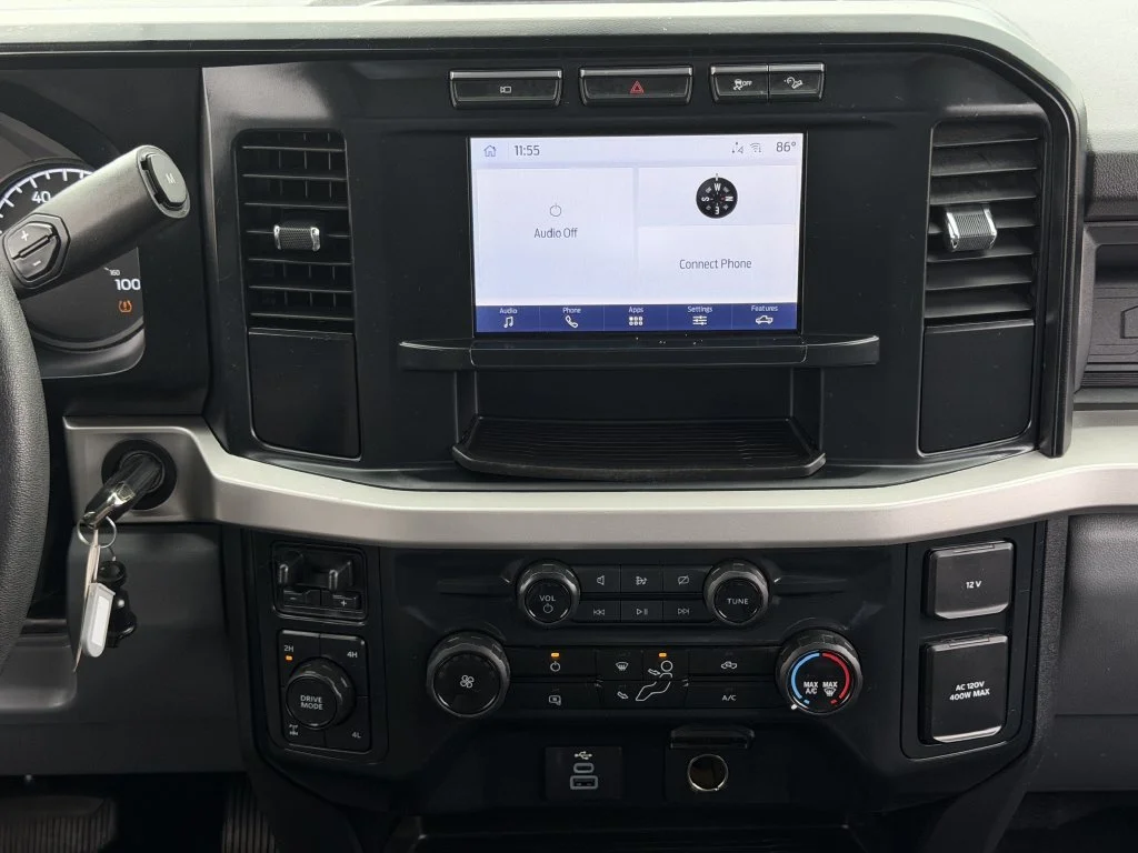 Used 2024 Silver Ford XL image 18