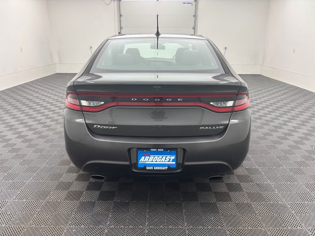 Used 2016 Granite Crystal Clearcoat Metallic Dodge SXT image 8