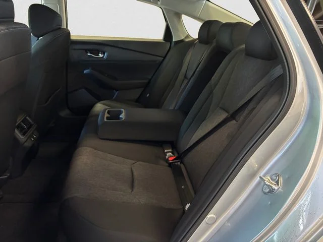New 2026 Silver Honda SE image 14