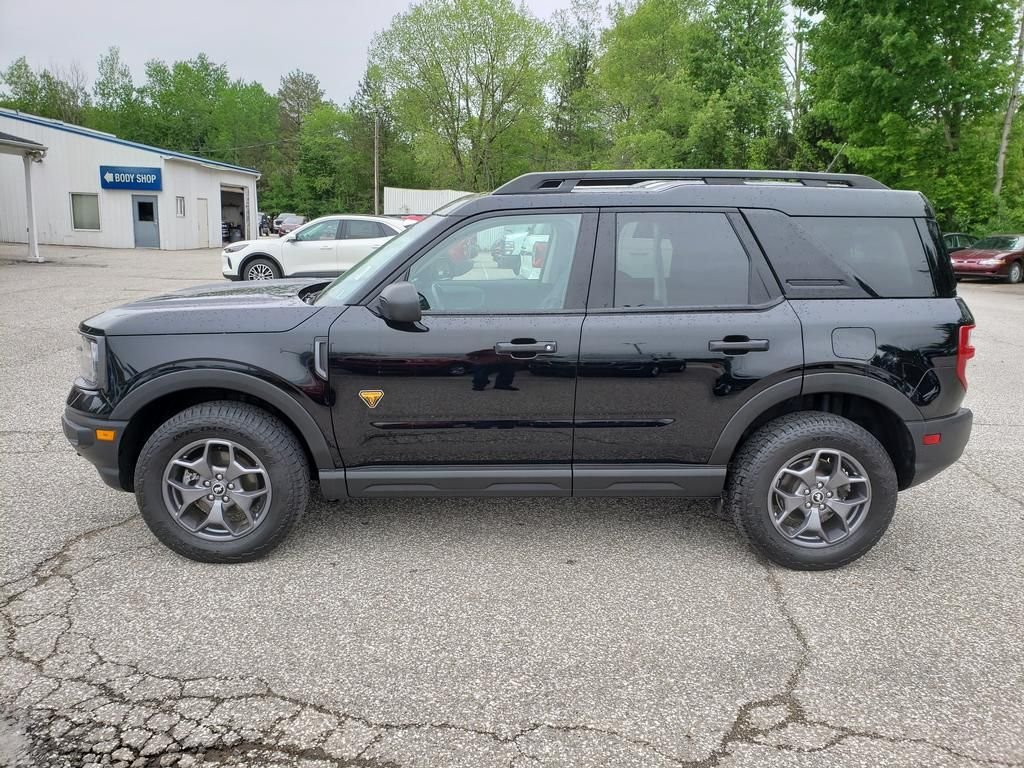 Used 2022 Shadow Black Ford Badlands image 6