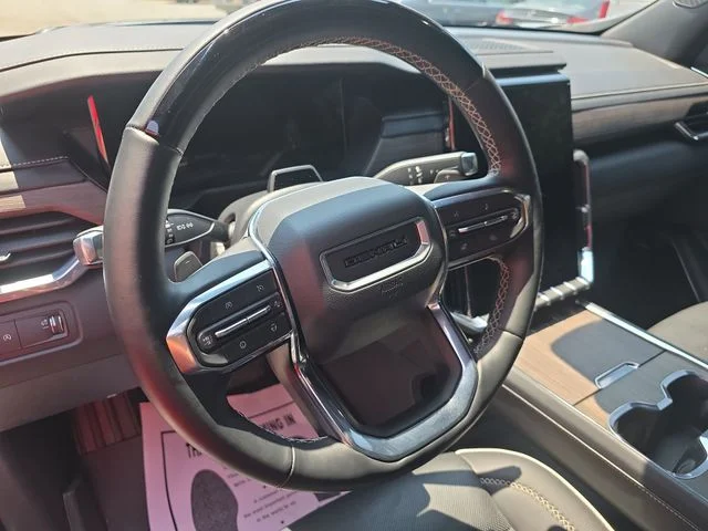 Used 2025 Silver GMC Denali image 18