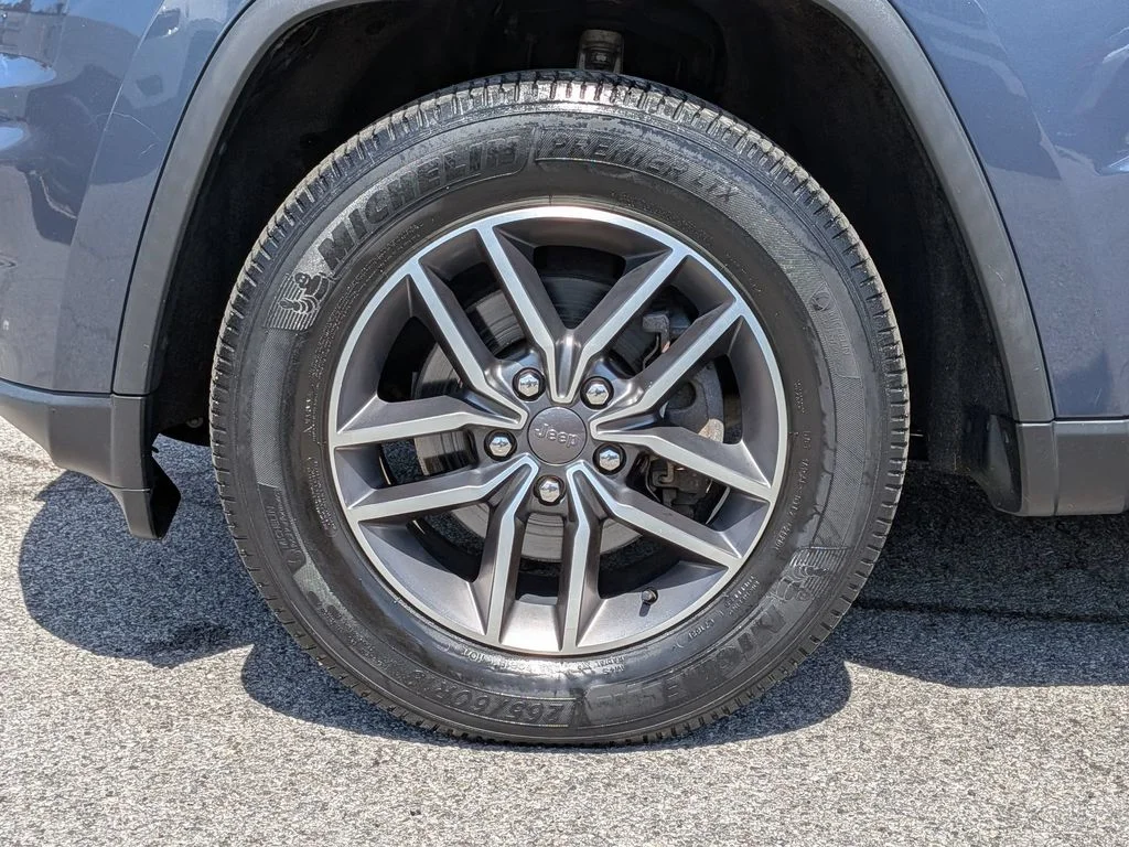Used 2020 Blue Jeep Limited image 31