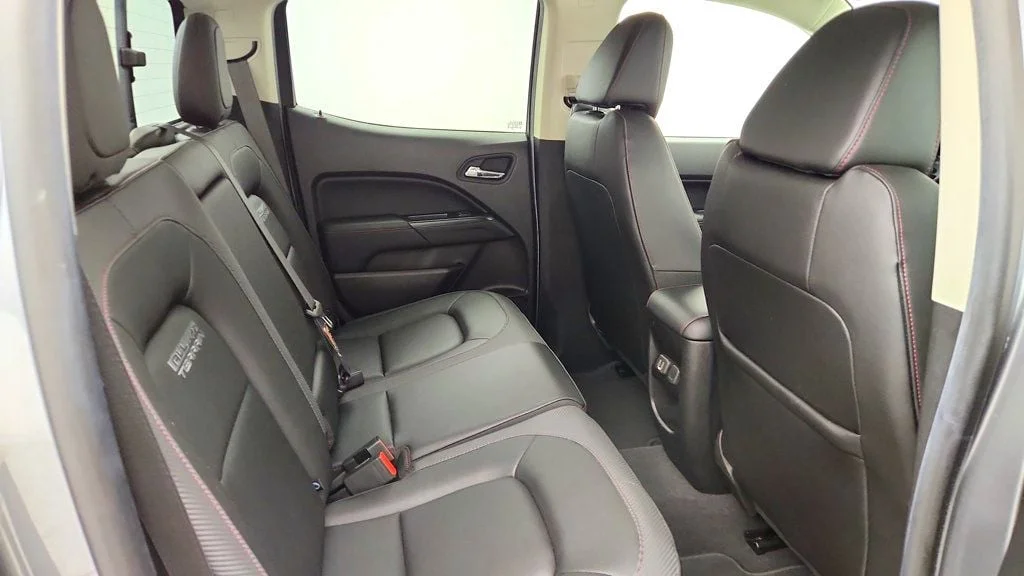 Used 2019 Satin Steel Metallic GMC 4WD Crew Cab 128.3