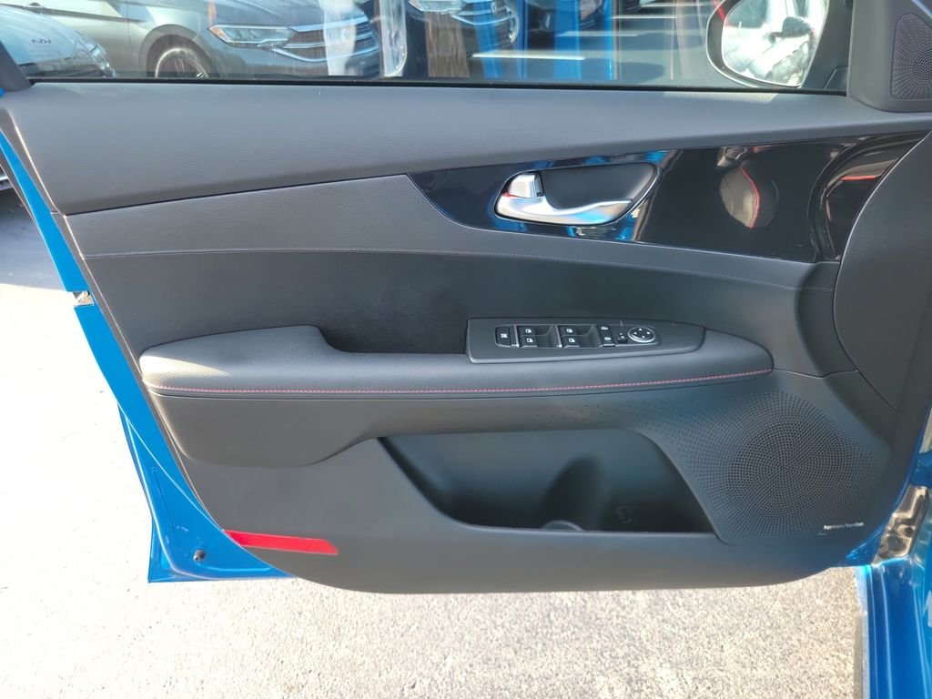 Used 2024 Blue Kia GT image 10