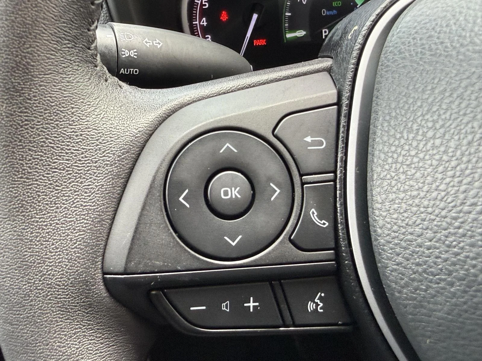 Used 2023 Ice Cap Toyota XLE image 26