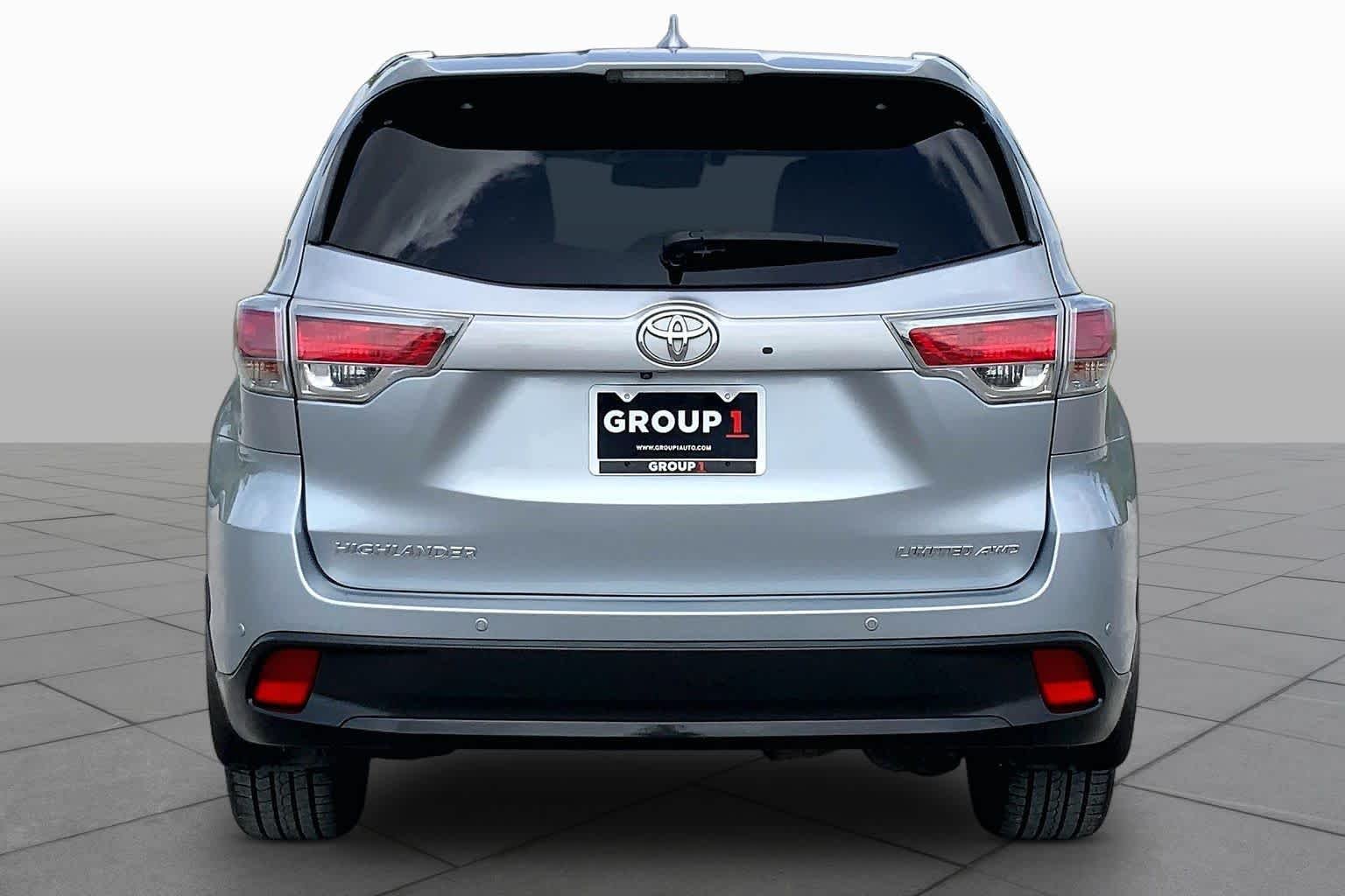 Used 2016 Silver Sky Metallic Toyota Limited Platinum image 5