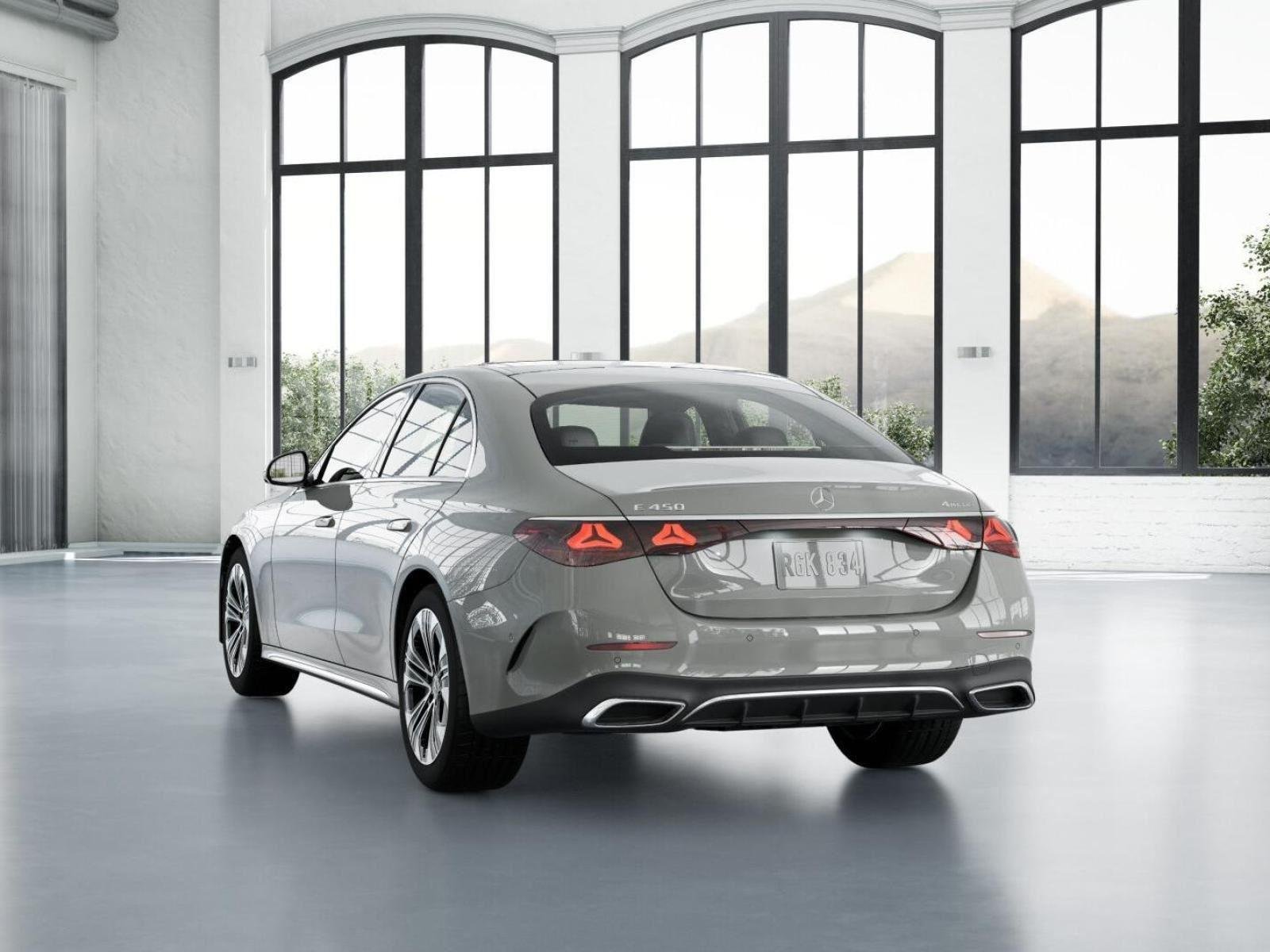 New 2026 MANUFAKTUR Alpine Grey Mercedes-Benz E 450 image 27