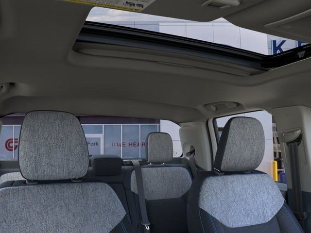 New 2026 Oxford White Ford XLT image 14