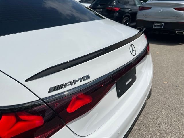 Certified Used 2026 MANUFAKTUR Moonlight White Metallic Mercedes-Benz E 53 AMG® image 17