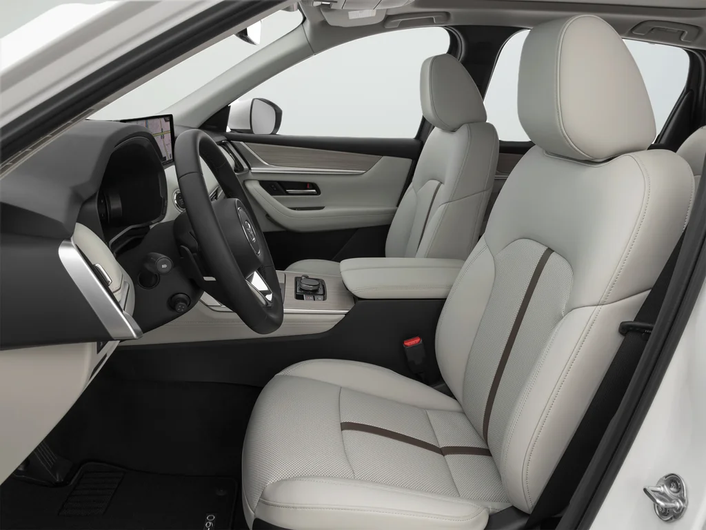 Used 2025 White Mazda 3.3 Turbo S Premium Plus image 16
