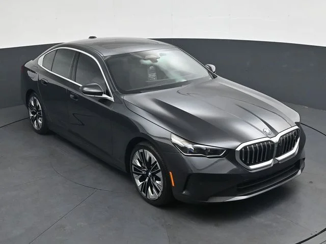Used 2025 Gray BMW eDrive40 image 25