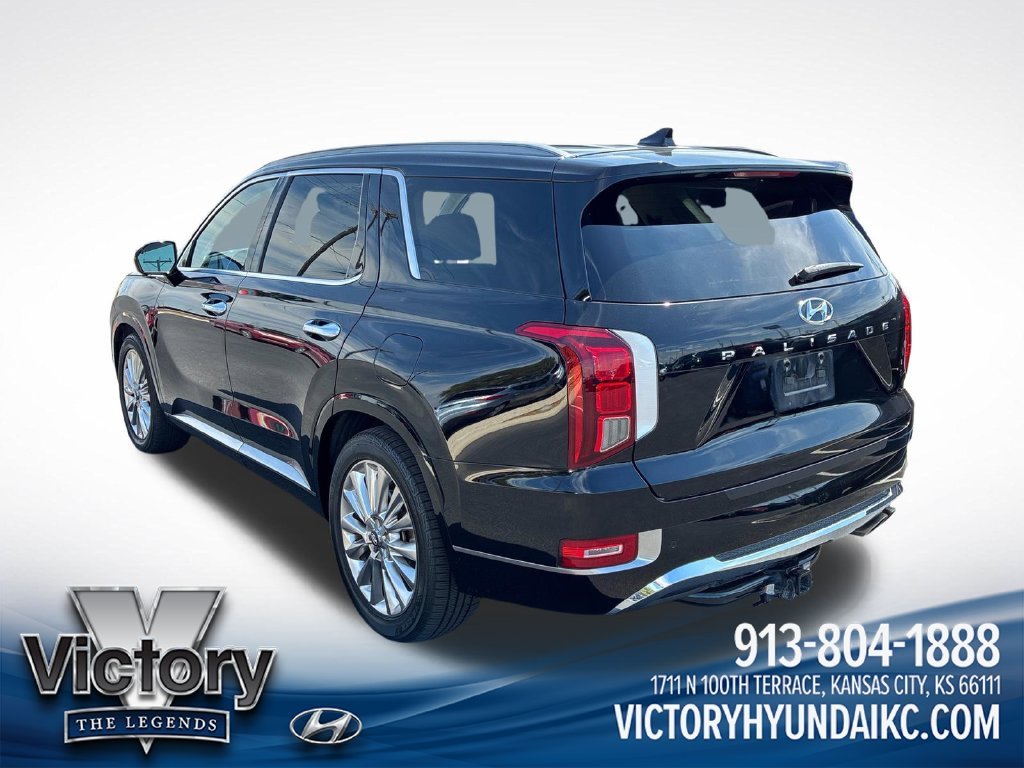 Used 2020 Black Hyundai Limited image 3