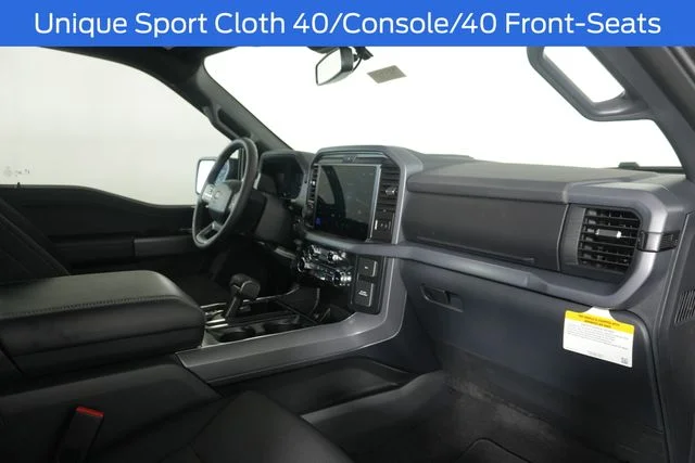 New 2026 Agate Black Metallic Ford XLT image 40