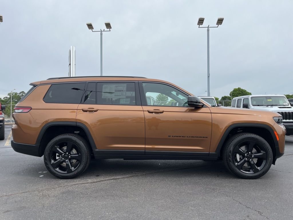 New 2026 Copper Shino Metallic Clear-Coat Exterior Paint Jeep Limited image 51