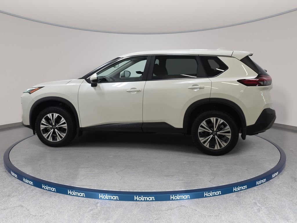 Used 2023 Pearl White Tricoat Nissan SV image 9