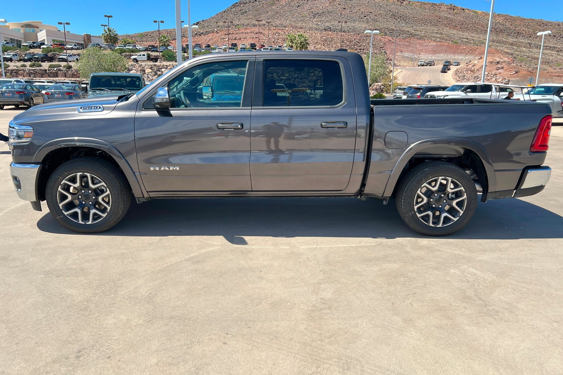 New 2026 Granite Crystal Metallic Clear-Coat Exterior Paint RAM Laramie image 2