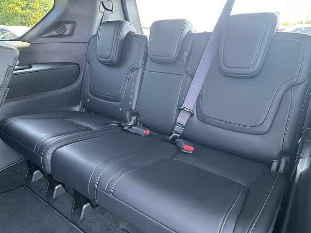 2025 Nissan Armada PRO-4X - Photo 17