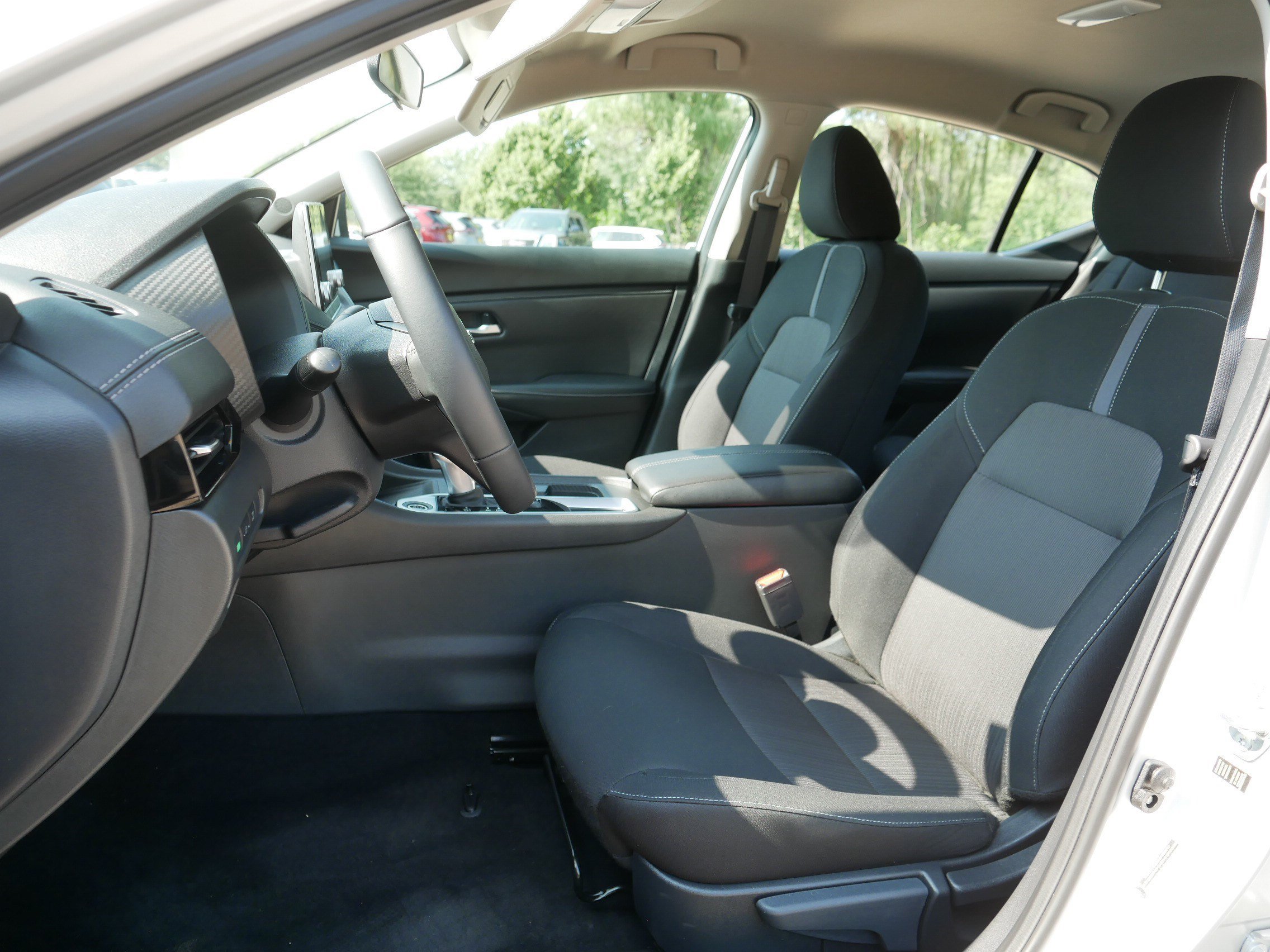 Used 2023 Brilliant Silver Metallic Nissan SV image 33